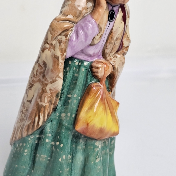 Vintage Bridget Royal Doultan HN2070 1950 - Picture 10 of 15